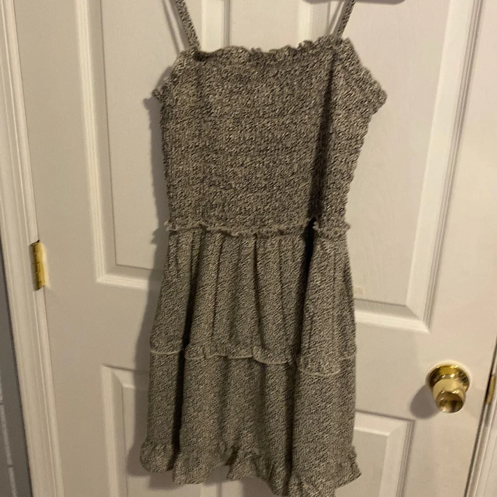 Cute dotted dress - Picture 1 of 2